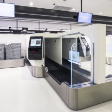 Qantas passengers use facial recognition technology in landmark Sydney Airport trial